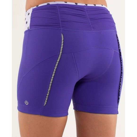 Lululemon Velo Vixen Short Bruised Berry / High Noon Dot Lilac / Black size 6 - Picture 8 of 12